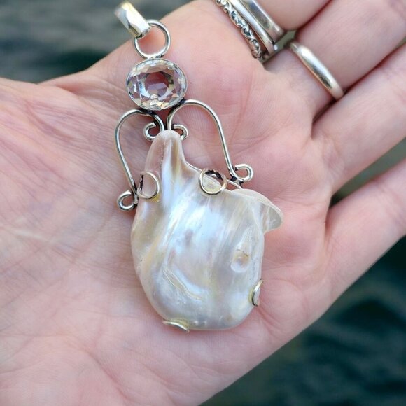 Natural Biwa Pearl ✦ Clear Quartz Pendant ✦ Vintage S925 Silver Handmade NWT - Picture 4 of 13